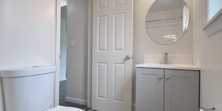 Bathroom1-scaled-min