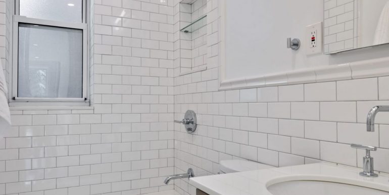 Bathroom Vertical (6).jpg -RESIZED